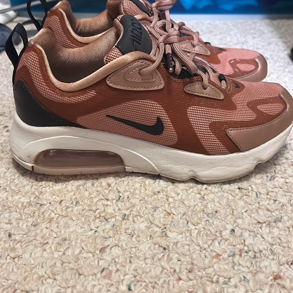 nike airmax 200